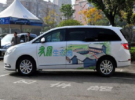 安陆户外车贴喷绘如何保持效果?